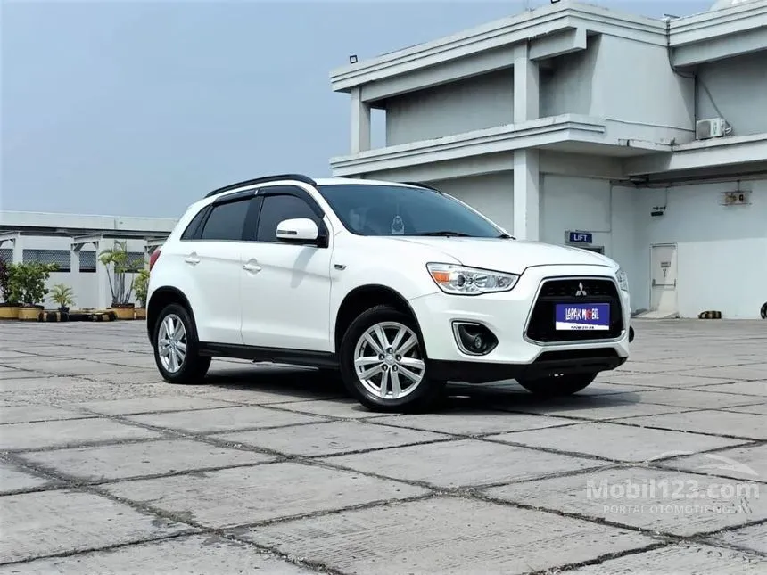 Jual Mobil Mitsubishi Outlander Sport 2017 GLS 2.0 di DKI Jakarta Automatic SUV Putih Rp 145.000.000