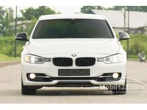 2015 BMW 320i 2.0 Sport Sedan
