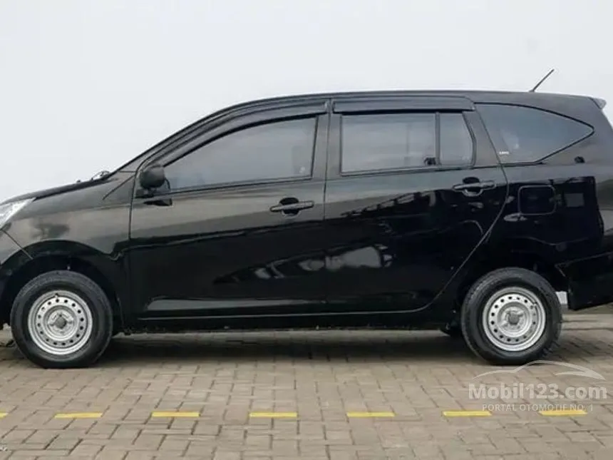 2022 Daihatsu Sigra D MPV
