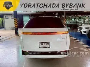 2026 Xpeng X9 Premium Van