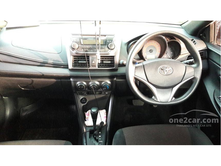 2016 Toyota Yaris J Hatchback