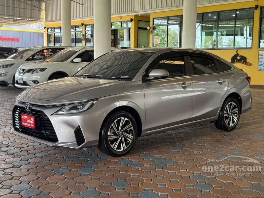 2024 Toyota Yaris Ativ Premium Sedan