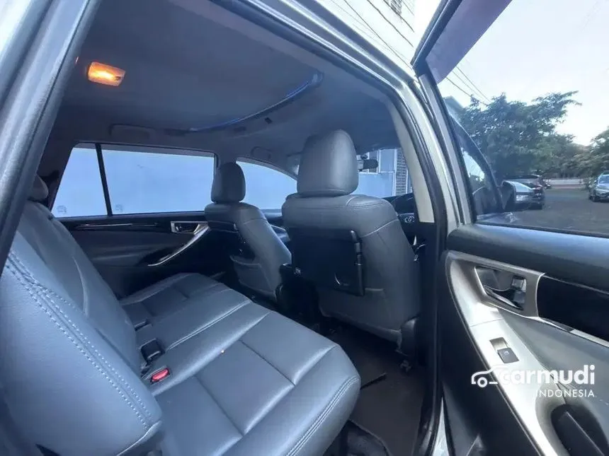 2016 Toyota Kijang Innova V MPV