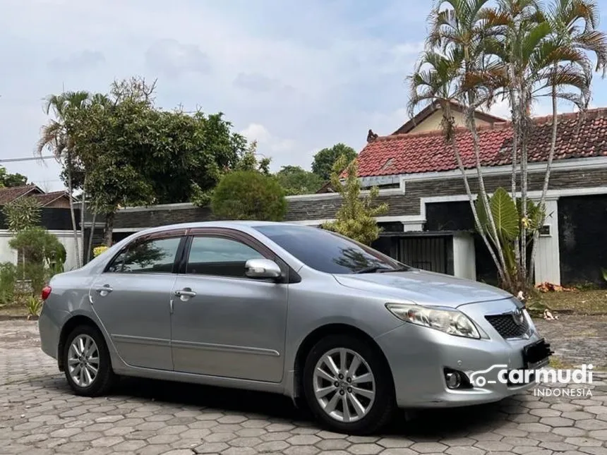 2010 Toyota Corolla Altis V Sedan