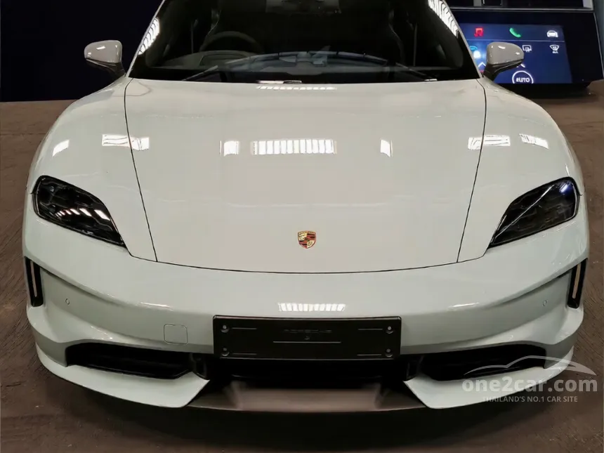2025 Porsche Taycan 4S Sedan