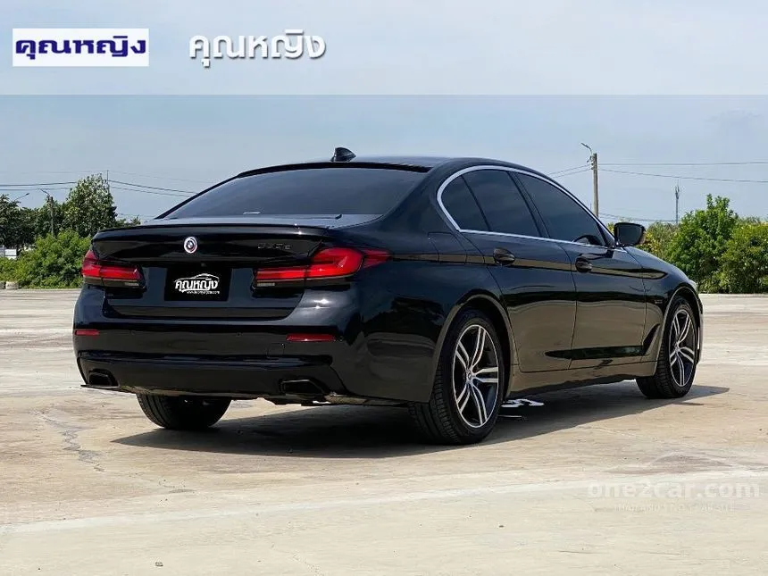 2022 BMW 530e Elite Sedan