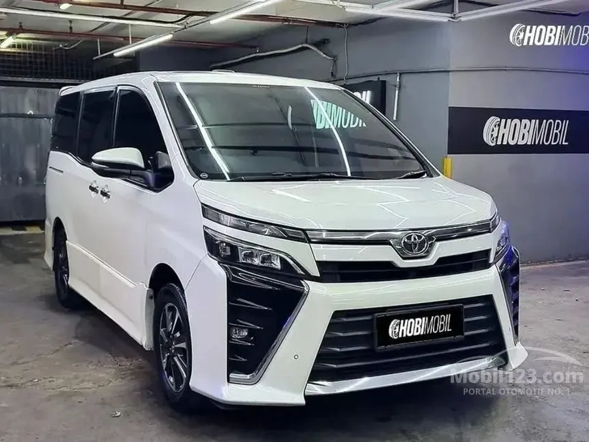Jual Mobil Toyota Voxy 2018 2.0 di DKI Jakarta Automatic Wagon Putih Rp 339.500.000