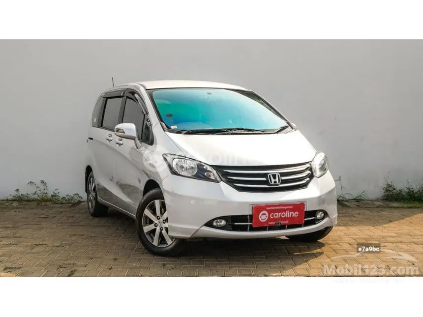 2011 Honda Freed Power Sliding Door MPV