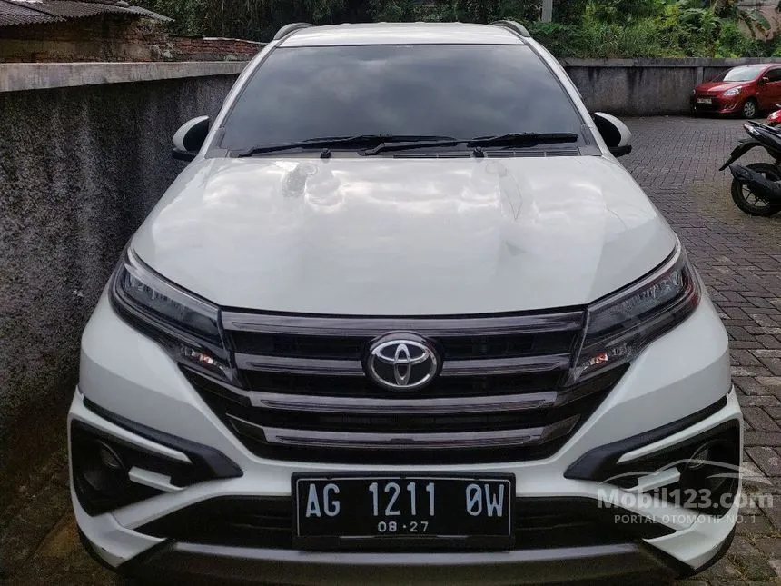 Jual Mobil Toyota Rush 2022 S GR Sport 1.5 di Jawa Timur Automatic SUV Putih Rp 255.000.000