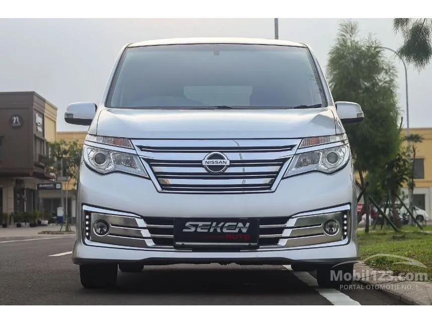 Jual Mobil Nissan Serena 2015 Highway Star 2.0 di DKI Jakarta Automatic MPV Silver Rp 181.000.000
