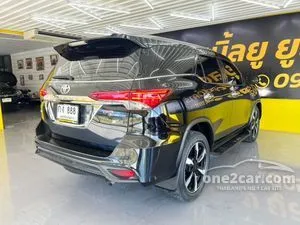 2017 Toyota FORTUNER 2.8 TRD Sportivo SUV
