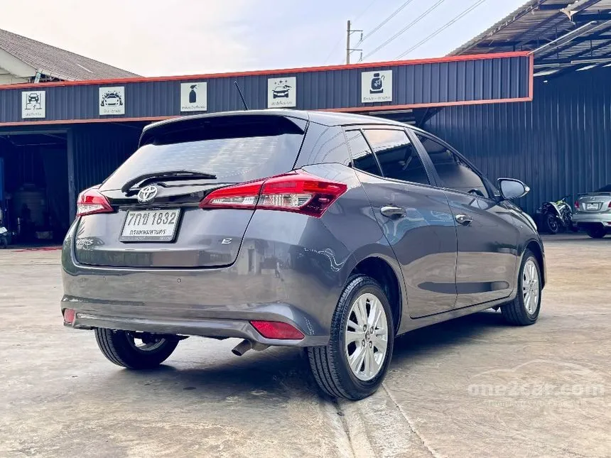 2017 Toyota YARIS E Hatchback