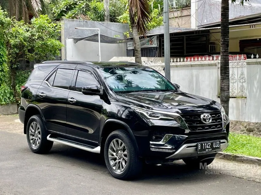 Jual Mobil Toyota Fortuner 2022 VRZ 2.8 di DKI Jakarta Automatic SUV Hitam Rp 460.000.000