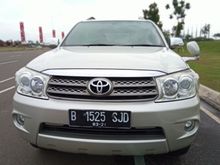 2011 Toyota Fortuner 2.5 G SUV