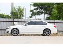 2013 BMW 320d 2.0 Luxury Sedan