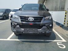 2020 Toyota Fortuner 2.4 TRD SUV