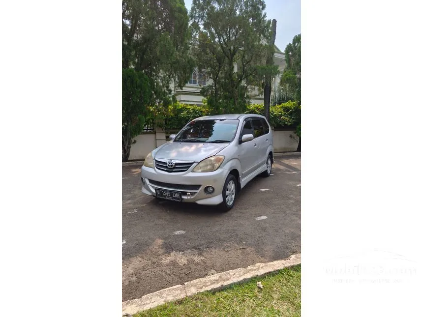 2011 Toyota Avanza S MPV