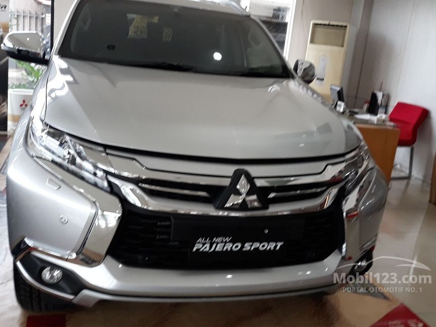 Jual Mobil  Mitsubishi Pajero  Sport  2019 Dakar  2 4 di Jawa 