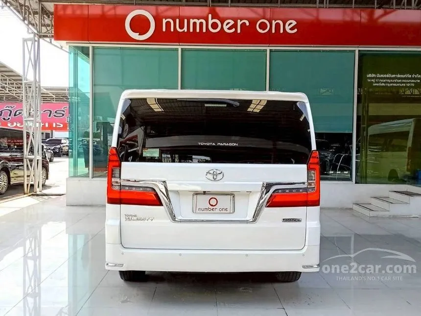 2020 Toyota Majesty Grande Van