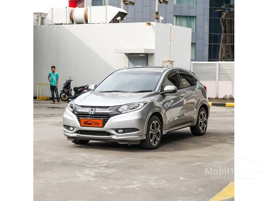 Jual Mobil Honda HR