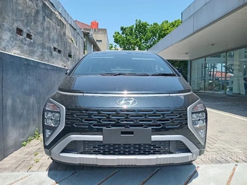 Jual Mobil Hyundai Stargazer 2024 Essential 1.5 di Kalimantan Timur Automatic Wagon Hitam Rp 245.300.000
