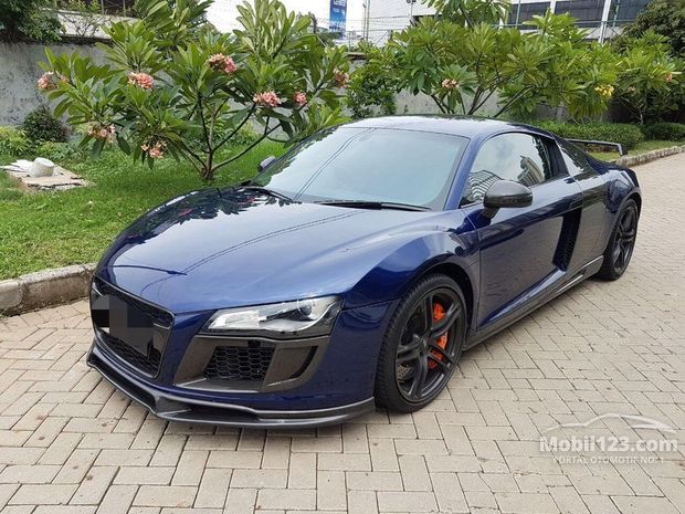 R8 - Audi Murah - 2 mobil dijual di Indonesia - Mobil123