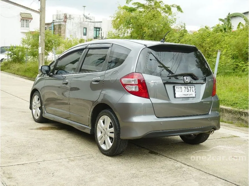 2009 Honda JAZZ SV Hatchback