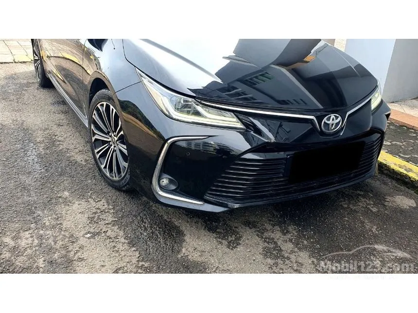 2021 Toyota Corolla Altis V Sedan