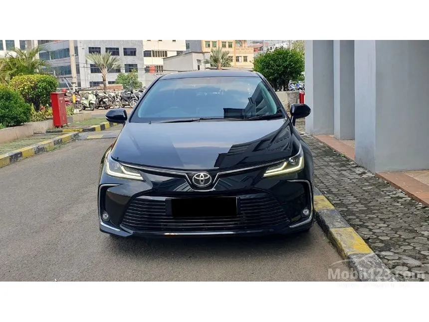 2023 Toyota Corolla Altis V Sedan