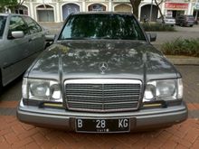 1993 Mercedes-Benz E320 3.2 W124 3.2 Automatic Sedan