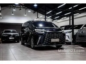 2023 Lexus LM 350h 2.5 4 Seater MPV
