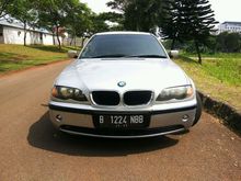 2002 BMW 318i 2.0 Bisa Cash Kredit