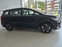 2026 BYD M6 1.5 DM-i Cross Superior PHEV MPV
