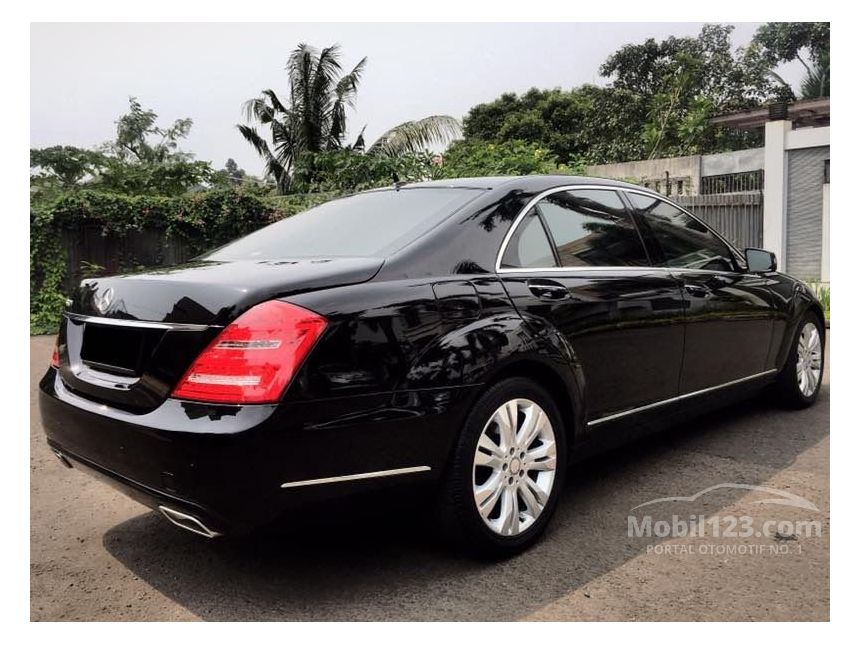 Jual Mobil  Mercedes Benz S350 L 2010 W221 V6 3 5 Automatic 