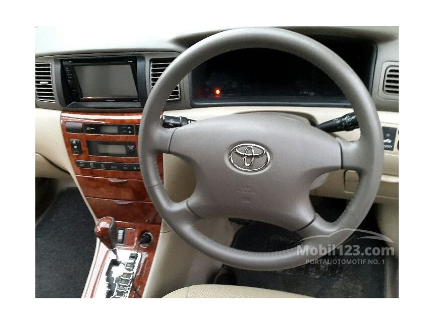 2005 Toyota Corolla Altis G Sedan
