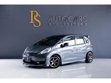 2013 Honda Jazz 1.5 (ปี 08-14) SV Hatchback AT