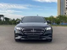 2024 Mercedes-Benz E200 2.0 Avantgarde Sedan EQ-Boost M254 (W214) Black on Brown Odo 22 Rb (TERMURAH)