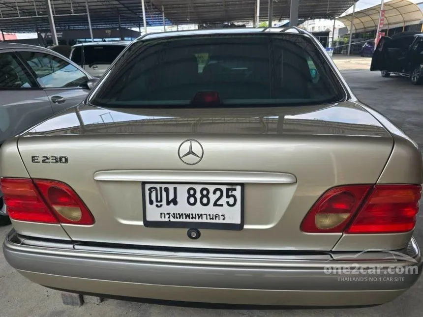 1996 Mercedes-Benz E230 Elegance Sedan