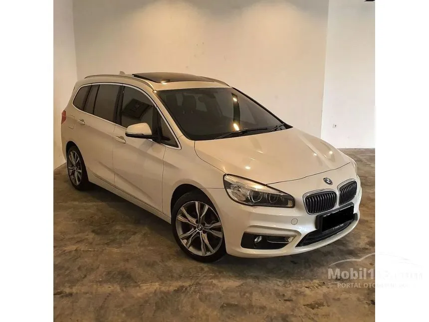 Jual Mobil BMW 218i 2015 Luxury 1.5 di DKI Jakarta Automatic SUV Putih Rp 335.000.000