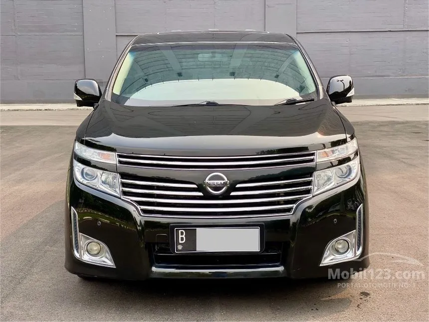 Jual Mobil Nissan Elgrand 2013 Highway Star 2.5 di DKI Jakarta Automatic MPV Hitam Rp 245.000.000