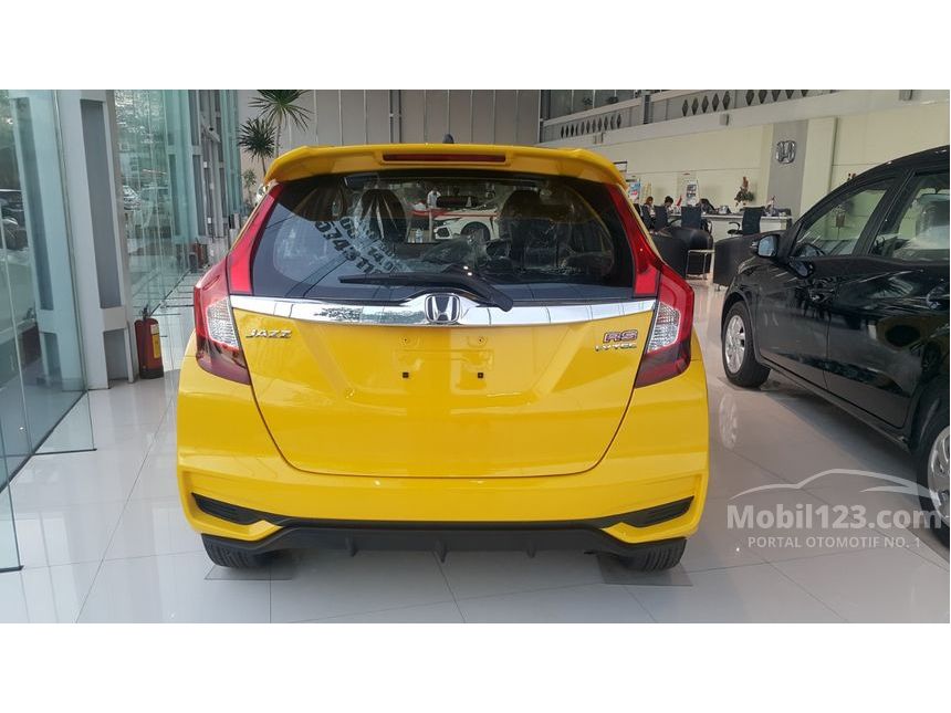 Jual Mobil Honda Jazz 2019 RS 1.5 di Jawa Timur Manual 