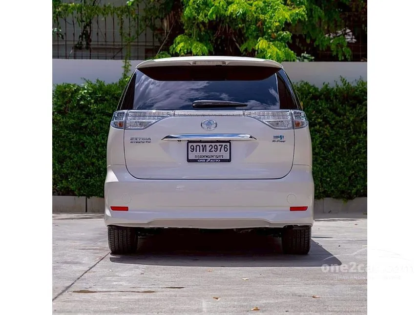 2010 Toyota ESTIMA Hybrid E-Four Wagon
