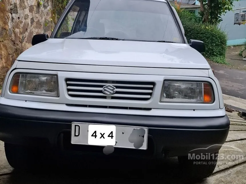 Jual Mobil Suzuki Vitara 1992 1.6 di Jawa Barat Manual SUV Putih Rp 77.000.000