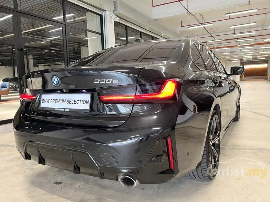 2023 BMW 330e M Sport Sedan