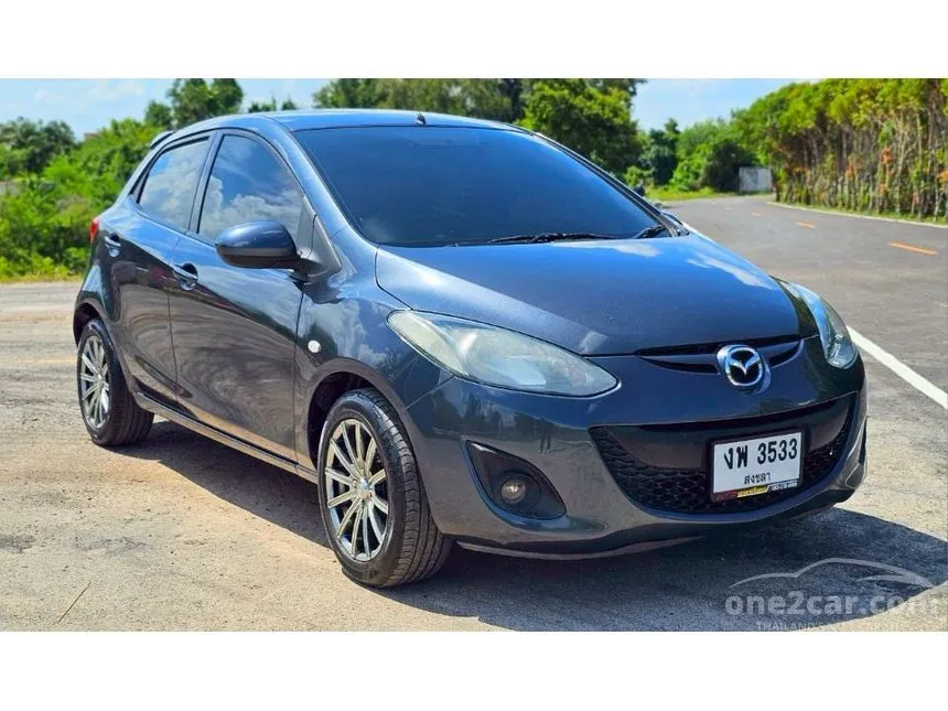 2012 Mazda 2 Elegance Groove Sedan
