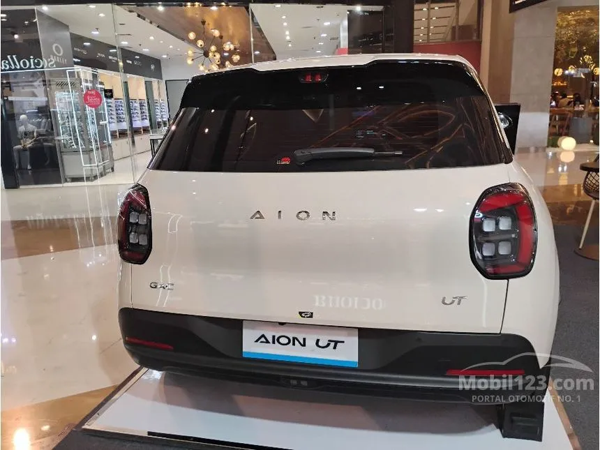 2026 GAC AION UT Premium Hatchback