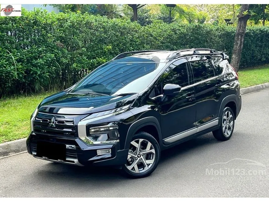 2025 Mitsubishi Xpander Cross Premium MPV