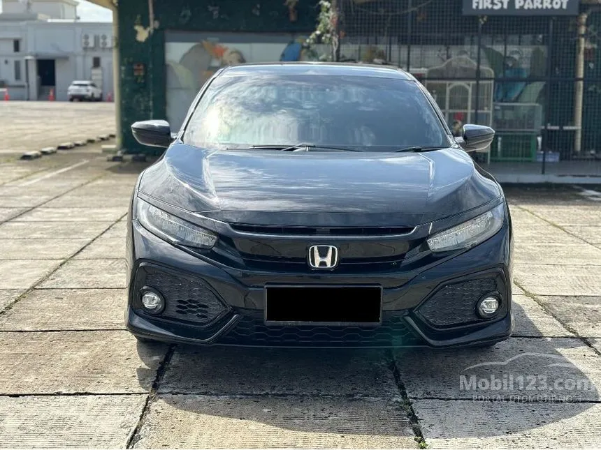 Jual Mobil Honda Civic 2017 E 1.5 di Banten Automatic Hatchback Hitam Rp 350.000.000