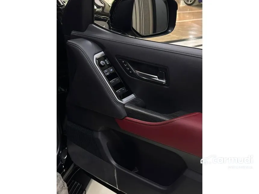 2023 Toyota Land Cruiser 300 GR-S (Premium Colour) SUV