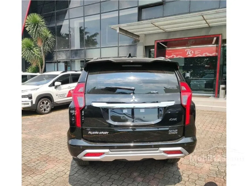 Jual Mobil Mitsubishi Pajero Sport 2025 Dakar Ultimate 2.4 di Jawa Barat Automatic SUV Hitam Rp 611.000.000